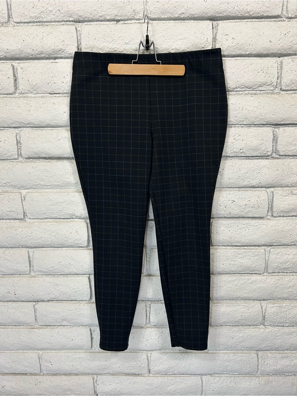 Max Studio Cropped Windowpane Plaid Pants Women's 1X Slim Pull On Ankle